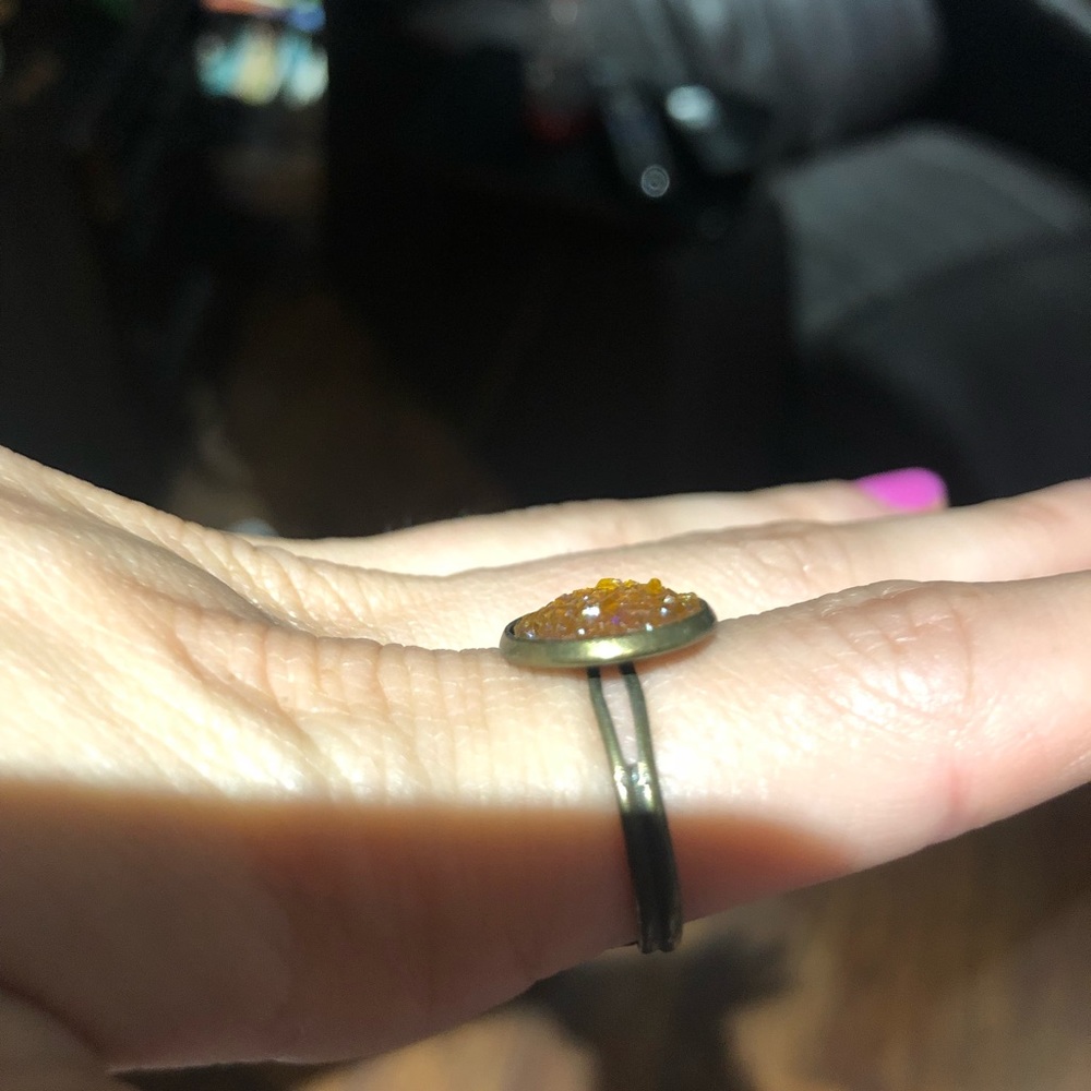 ring - Picture 2 of 5